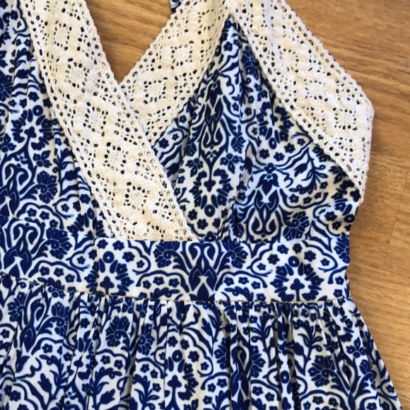 Sundress - Picture 2 of 4